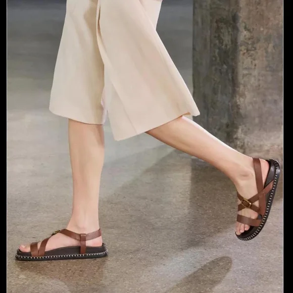 ZARA FLAT LEATHER SANDALS WITH CRISS-CROSS STRAPS - BRAND NEW WITH TAG- SIZE 8 o - Picture 2 of 8